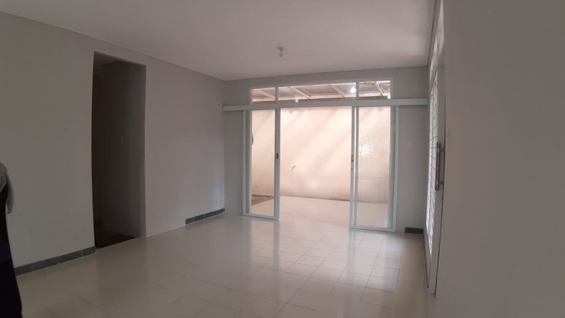 Rumah Siap Huni dan HOOK @Titihan Permata, Bintaro