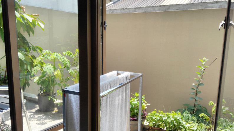 Rumah Minimalis 2 Lantai di Kawasan Elite Bintaro Hanya Selangkah Ke Jalan Tol
