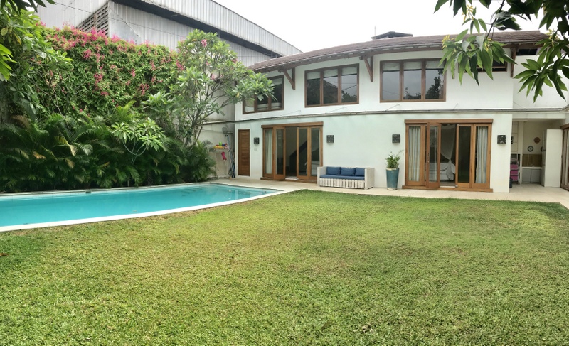 MODERN AND MINIMALIS HOUSE FULL FURNISHED WITH SWIMMING POOL AT BINTARO JAYA #ANN