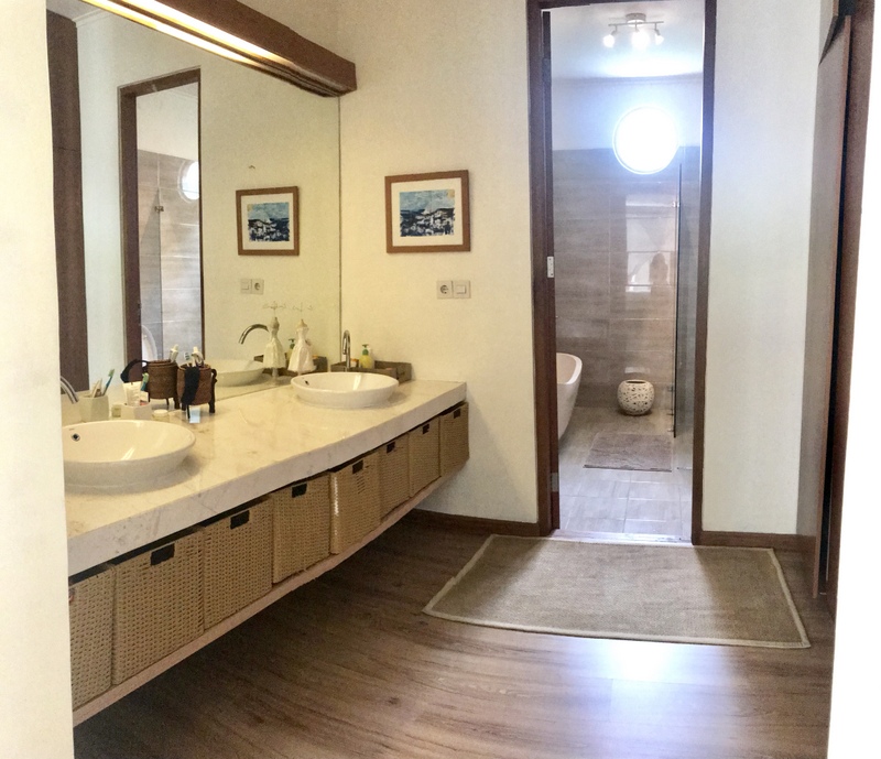 MODERN AND MINIMALIS HOUSE FULL FURNISHED WITH SWIMMING POOL AT BINTARO JAYA #ANN