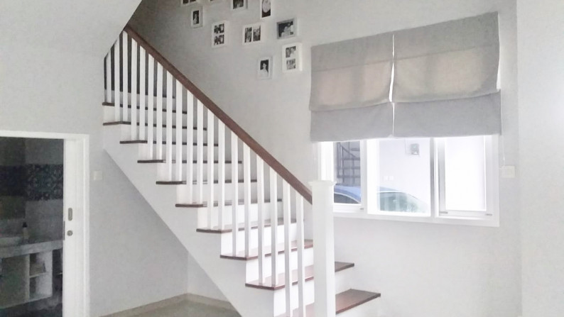 BRAND NEW AND MINIMALIS HOUSE NEAR BINTARO JAYA #ANN