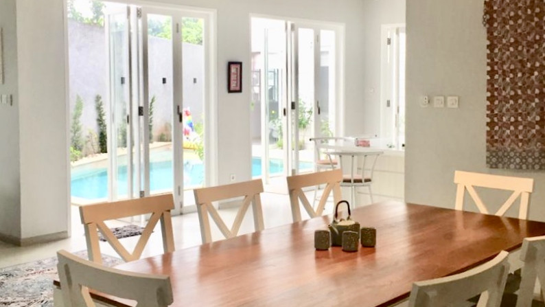 BRAND NEW AND MINIMALIS HOUSE NEAR BINTARO JAYA #ANN