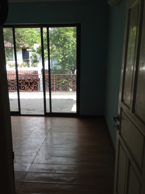 Rumah minimalis dan nyaman di Cikini Bintaro