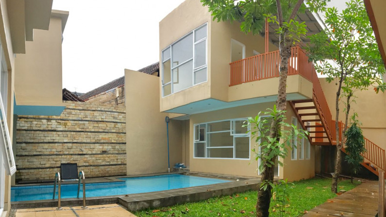RUMAH MINIMALIS DI CIKINI SEKTOR 7 BINTARO JAYA #JUN #ANN