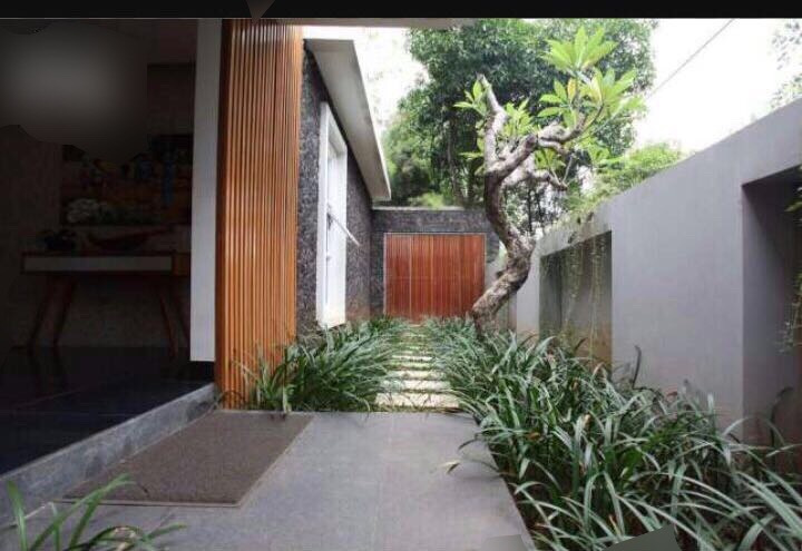 RUMAH MINIMALIS DAN CANTIK FURNISHED DENGAN SWIMMING POOL DI BINTARO JAYA SEKTOR 7 #ANN