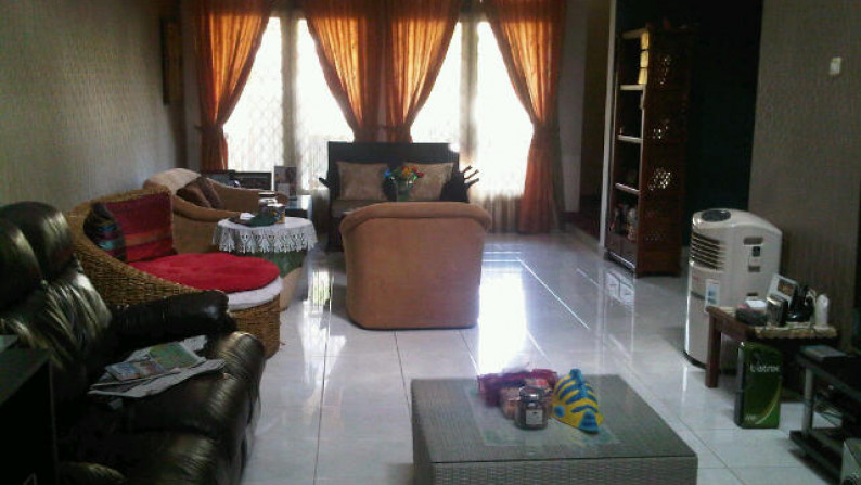 Rumah Nyaman di Bintaro Jaya Sektor 7
