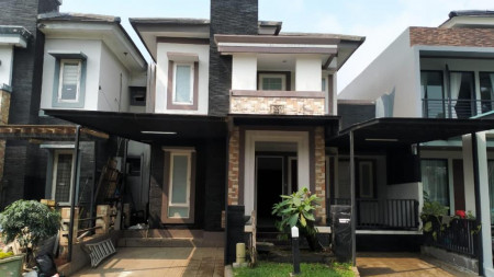 Rumah Bagus Di Vanencia Graha Raya Bintaro Jaya