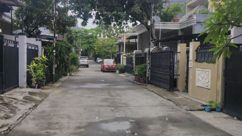 Rumah 2 lantai murah ,perlu Renov di  Tugu Permai, Koja  Jakarta Utara