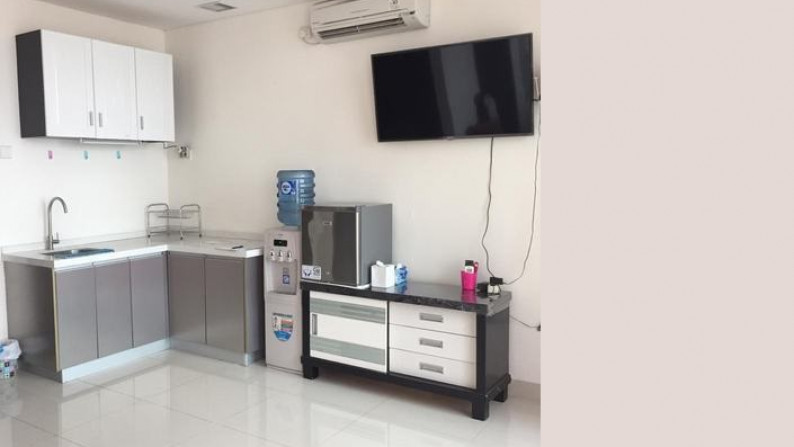 disewa apartemen brooklyn east tower, type studio, strategis, murah, siap huni