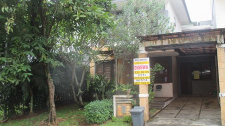 disewa rumah rapih, strategis, murah, siap huni, Green Cove BSD City, tengah kota, pusat bisnis