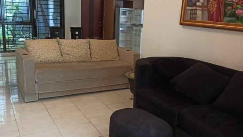 disewa rumah rapih, strategis, murah, siap huni, Green Cove BSD City, tengah kota, pusat bisnis