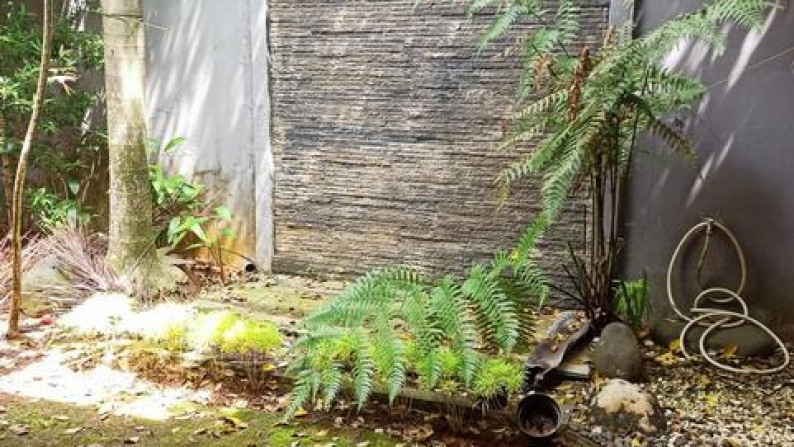 disewa rumah rapih, strategis, murah, siap huni, Green Cove BSD City, tengah kota, pusat bisnis