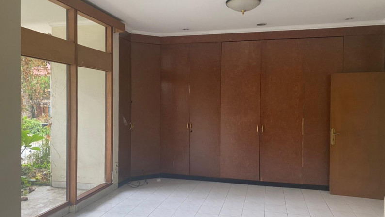 dijual rumah dikawasan Patra Kuningan Jakarta, harga nego sampai deal