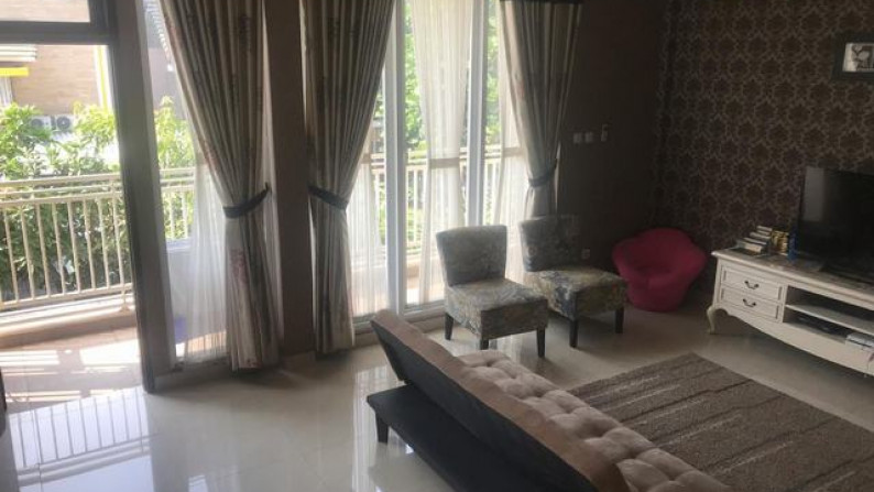 dijual rumah di cibubur citra grand the varden jakarta, strategis, murah, siap huni