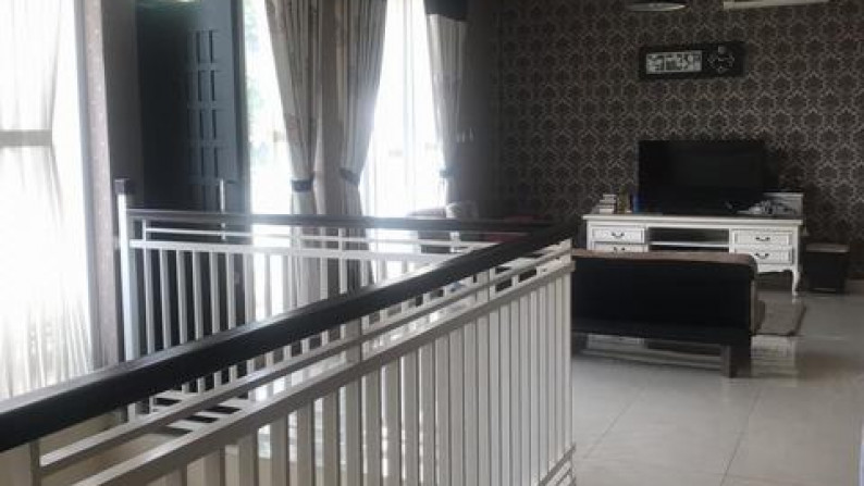 dijual rumah di cibubur citra grand the varden jakarta, strategis, murah, siap huni