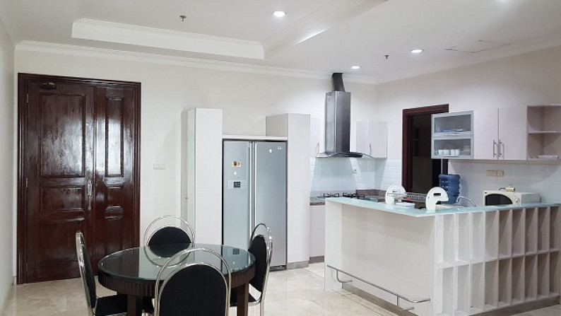 dijual apartemen strategis di area jalan iskandar muda permata hijau jalan arteri bellezza residence jakarta selatan, type 2 BR, siap huni