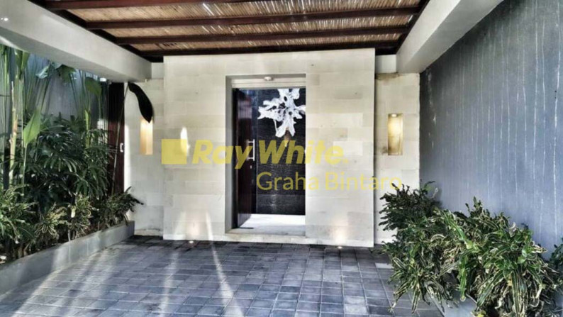 Dijual Villa Samala Di Jl Segara Wangi, Bali