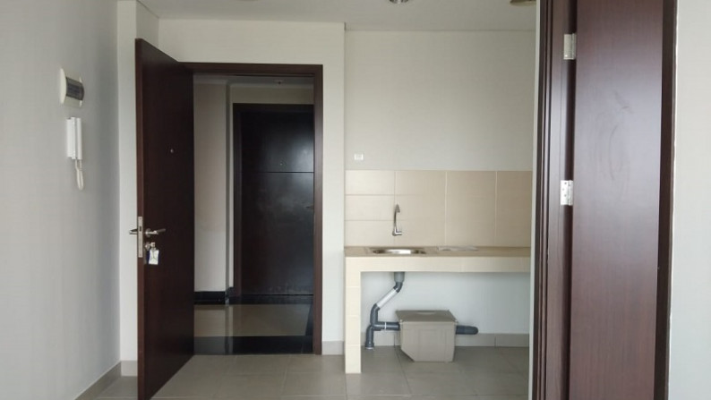 dijual apartemen di saveria south tower bsd city, type 1 br, kondisi baru, strategis, murah nego sampai deal, siap huni