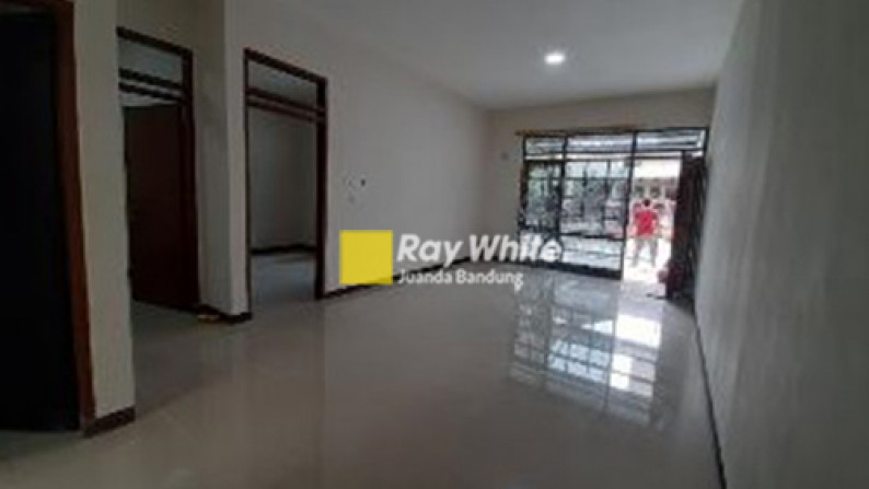 Rumah Minimalis Renov Taman Holis Indah