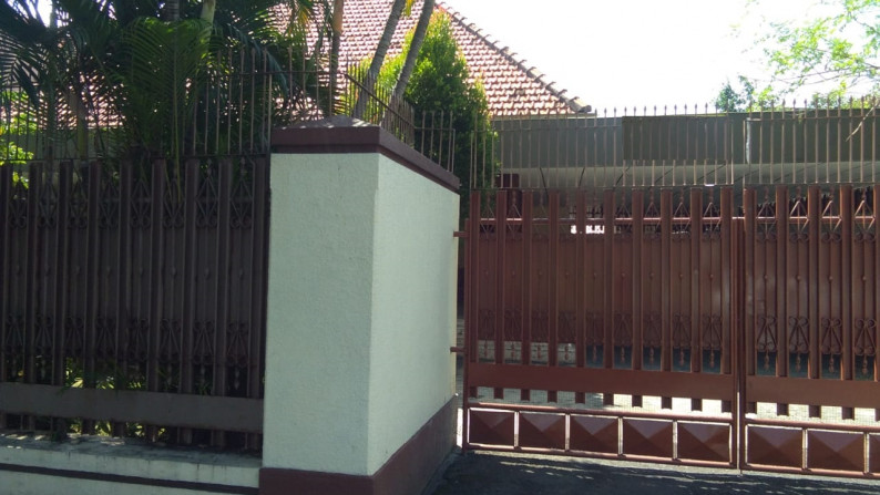 Rumah disewakan Walikota Mustajab Surabaya