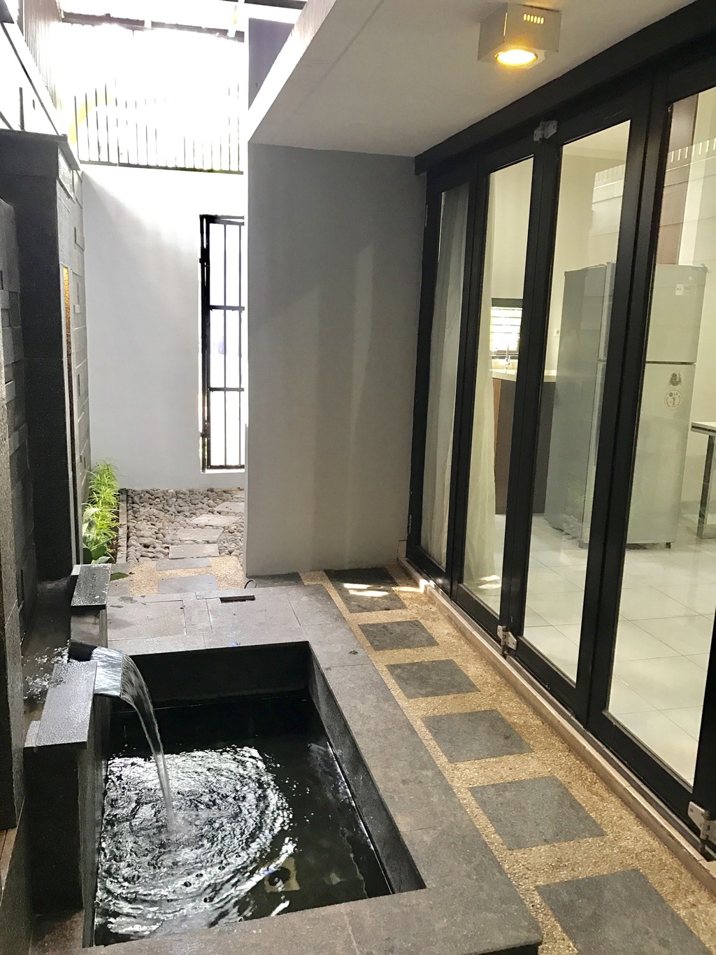 RUMAH MINIMALIS BRAND NEW DI CLUSTER EMERALD BINTARO JAYA #ANN