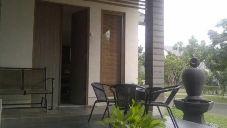 Rumah asri dan cantik di Emerald Bintaro 9 #AN