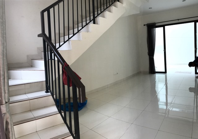 RUMAH NYAMAN DI DISCOVERY BINTARO JAYA #ANN