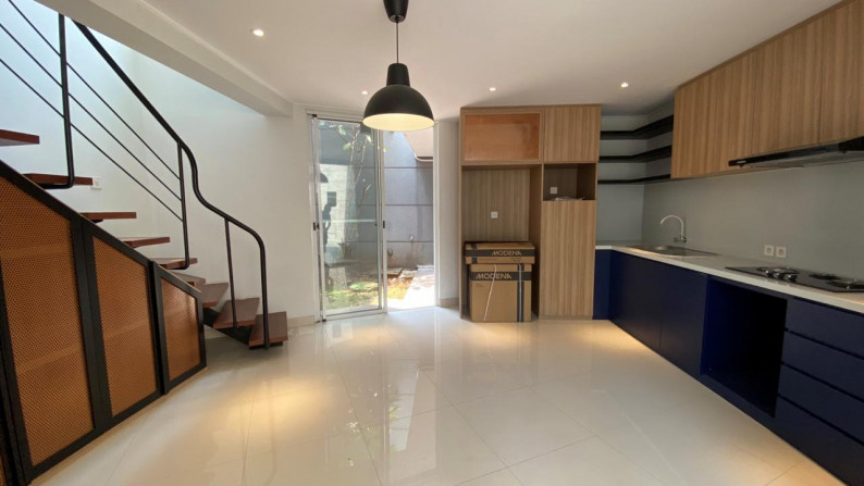BRAND NEW HOUSE WITH FURNISHED DI DISCOVERY RESIDENCE BINTARO JAYA #ANN