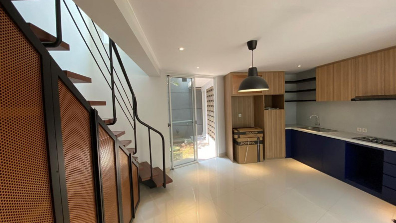 BRAND NEW HOUSE WITH FURNISHED DI DISCOVERY RESIDENCE BINTARO JAYA #ANN