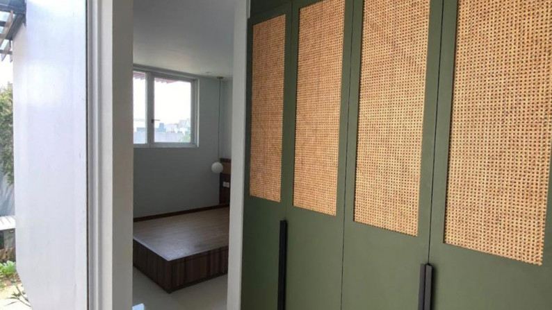 BRAND NEW HOUSE WITH FURNISHED DI DISCOVERY RESIDENCE BINTARO JAYA #ANN