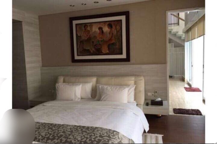 RUMAH MINIMALIS DAN CANTIK FURNISHED DENGAN SWIMMING POOL DI BINTARO JAYA SEKTOR 7 #ANN