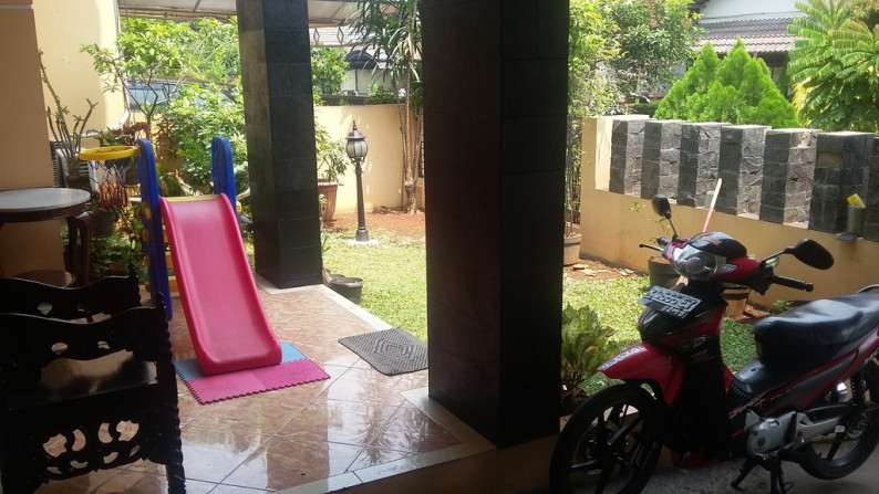 RUMAH SIAP HUNI SANGAT NYAMAN DAN ASRI DI BINTARO JAYA