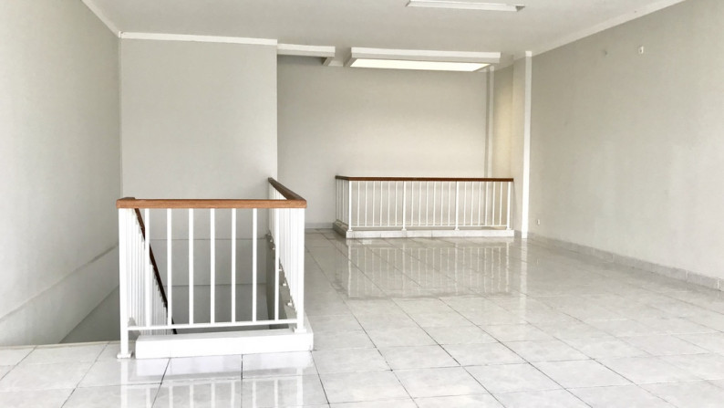 RUKO 3 LANTAI KEBAYORAN ARCADE BINTARO JAYA (RUKO GANDENG 3 UNIT) #ANN
