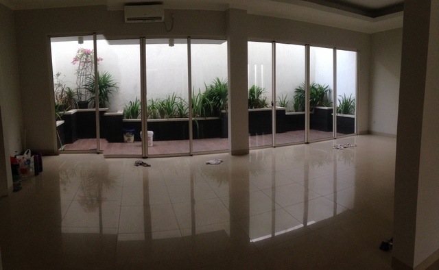 Rumah minimalis dan nyaman di Kebayoran Residence #ANN