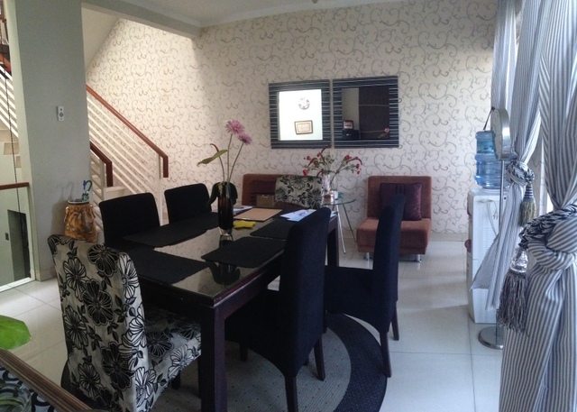 RUMAH CANTIK DAN NYAMAN FULL FURNISHED DI KEBAYORAN VILLAGE BINTARO JAYA #ANN