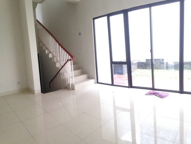 RUMAH BRAND NEW DI CLUSTER KEBAYORAN VILLAS BINTARO JAYA #ANN