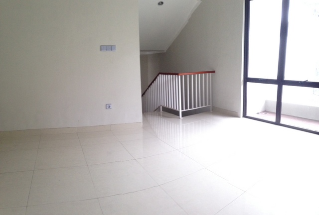 RUMAH BRAND NEW DI CLUSTER KEBAYORAN VILLAS BINTARO JAYA #ANN