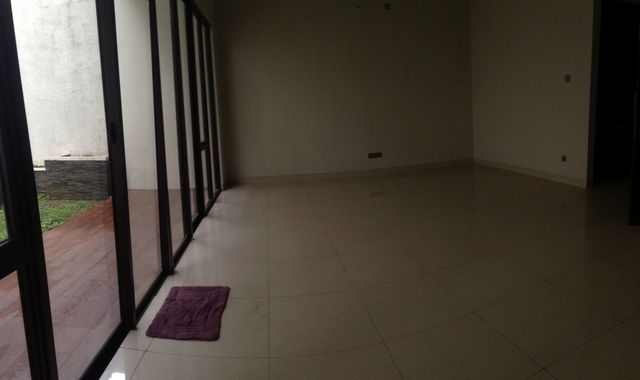 RUMAH BRAND NEW DI CLUSTER KEBAYORAN VILLAS BINTARO JAYA #ANN