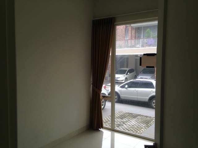RUMAH NYAMAN DI KEBAYORAN VILLAGE BINTARO JAYA #ANN