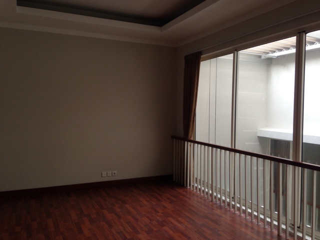 RUMAH NYAMAN DI KEBAYORAN VILLAGE BINTARO JAYA #ANN