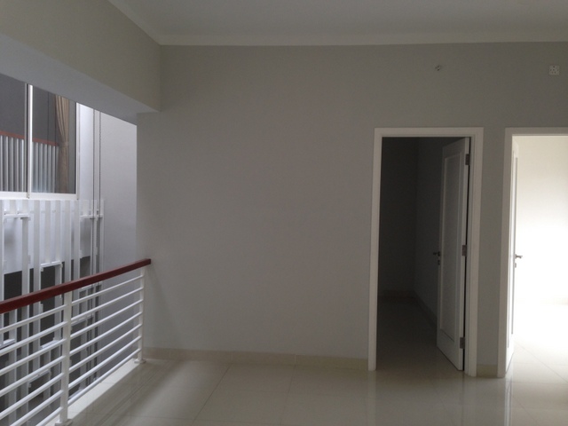 RUMAH NYAMAN DI KEBAYORAN VILLAGE BINTARO JAYA #ANN