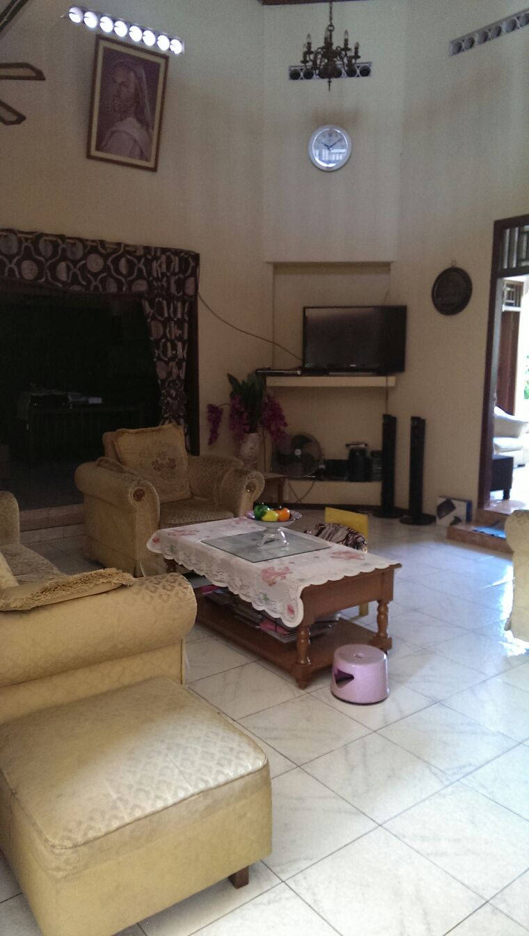 RUMAH LUAS DI PLADEN BINTARO #ANN