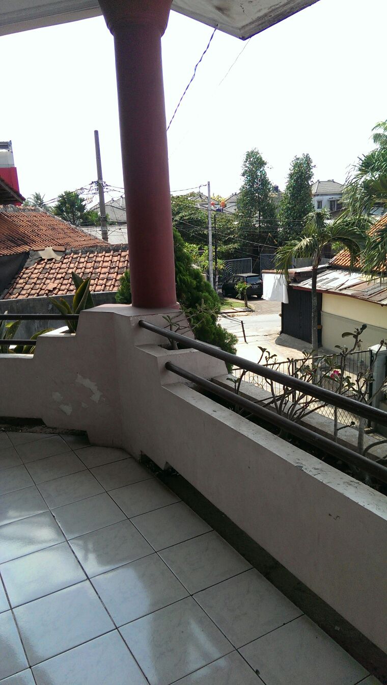 RUMAH LUAS DI PLADEN BINTARO #ANN