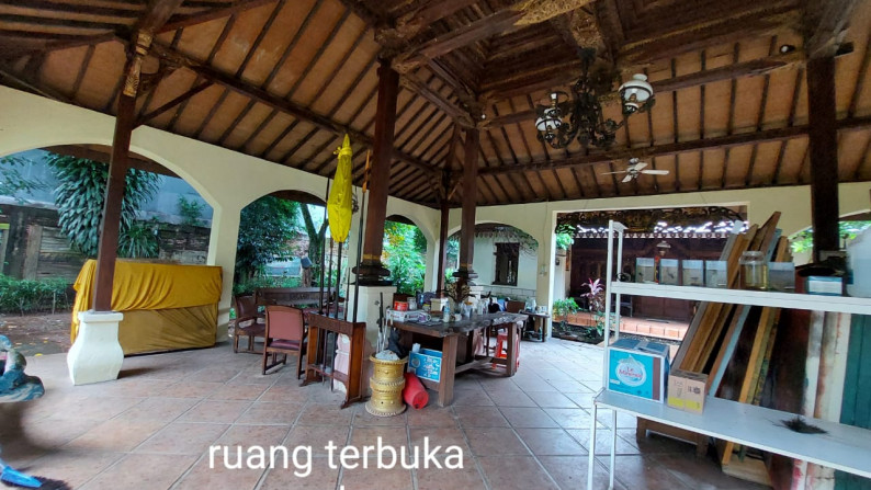 Rumah besar,siap huni di Bintaro Jaya 9