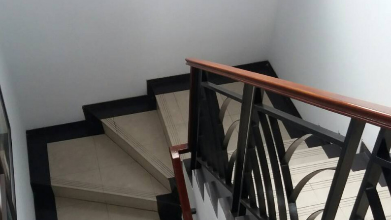 Jual Rumah Tebet Jakarta Selatan