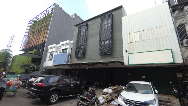 Ruko Boulevard Raya, Kelapa Gading Luas 4,5x17m2