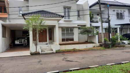 Rumah Siap huni,bagus di Bintaro Jaya