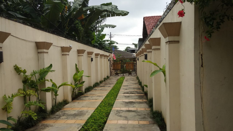 Rumah Mewah + Tanah Luas di Ulujami #ANN