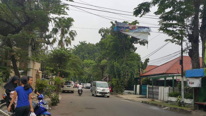 RUMAH LAMA DI LOKASI YANG STRATEGIS DI RASAMALA - TEBET JAKARTA SELATAN #ANNWW