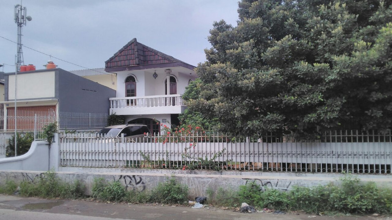 Rumah Siap huni ,lokasi oke di Pondok Labu Depok